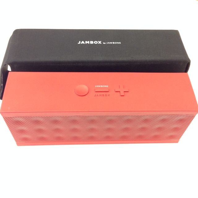 jawbone jambox red