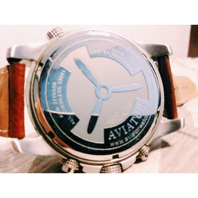Aviator smart store pilot watch