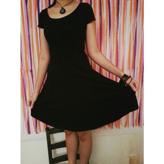 NEWLOOK Black Cap Skater Dress Women s Fashion Tops Sleeveless on Carousell