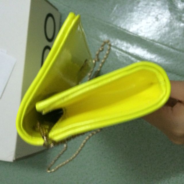 Aldo neon clearance