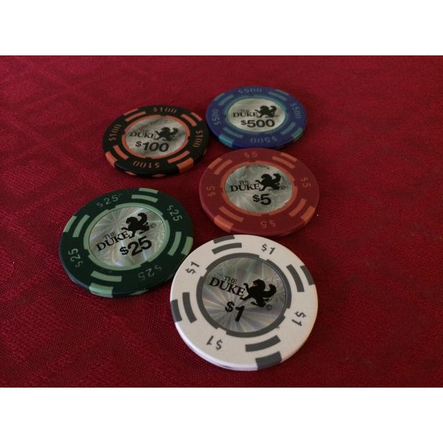 Poker Table + Chips + Delivery, Hobbies & Toys, Toys & Games on Carousell