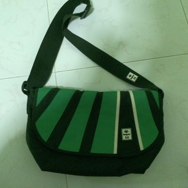 Hayrer bag sale price