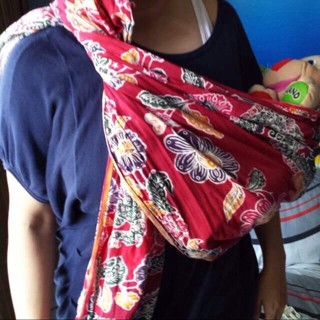sarong baby sling