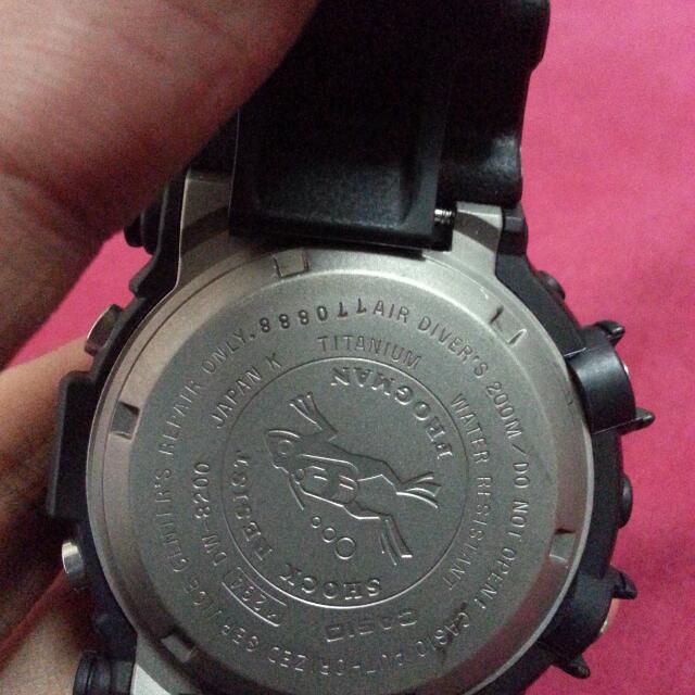 Casio g shock dw hotsell 8900