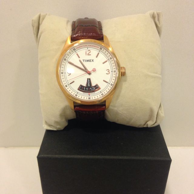 TIMEX Perpetual Calendar Watch, Women's Fashion, Watches & Accessories,  Watches on Carousell