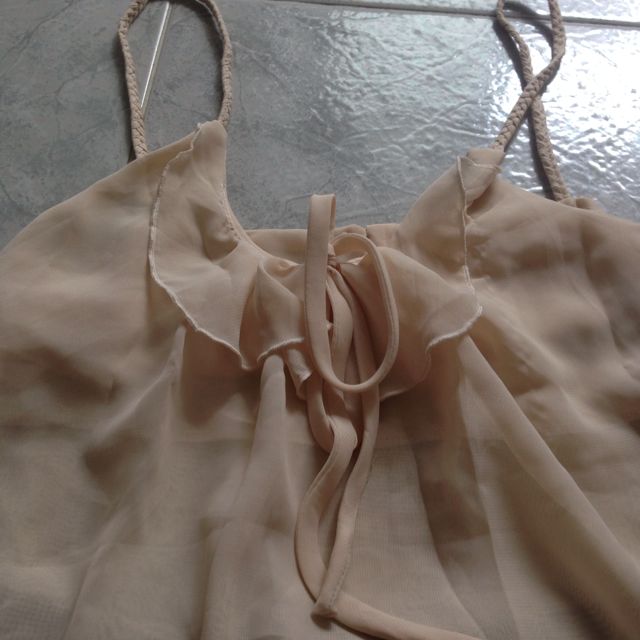 Top (Category: Tops) located in Singapore. Submitted by anythingyouneed (Listing ID 3795637, Image 2). Description: .