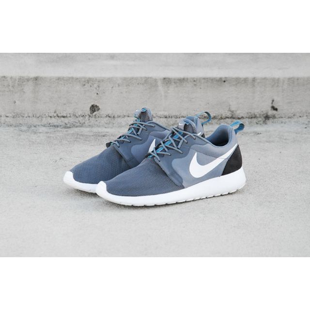 nike roshe hyperfuse