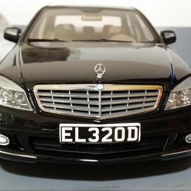 Autoart Millennium 1 18 Mercedes Benz C Klasse W4 Elegance Black Toys Games On Carousell