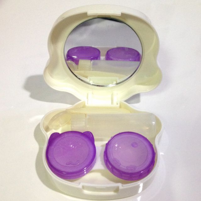 Adorable Piggy Contact Lens Casing, Everything Else on Carousell