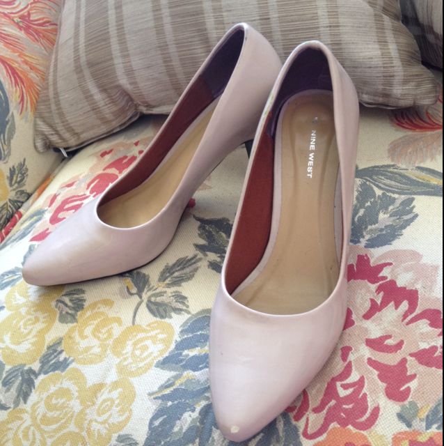 pinkish nude heels