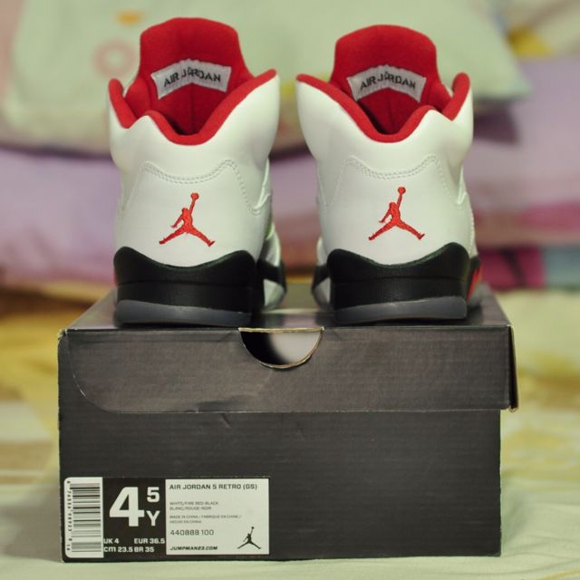 種類豊富な品揃え In Still But Owned Previously バッシュ 22cm Us4 5y Good 即決 海外 Condition 海外商品購入代行 Www Prumoseperfis Pt