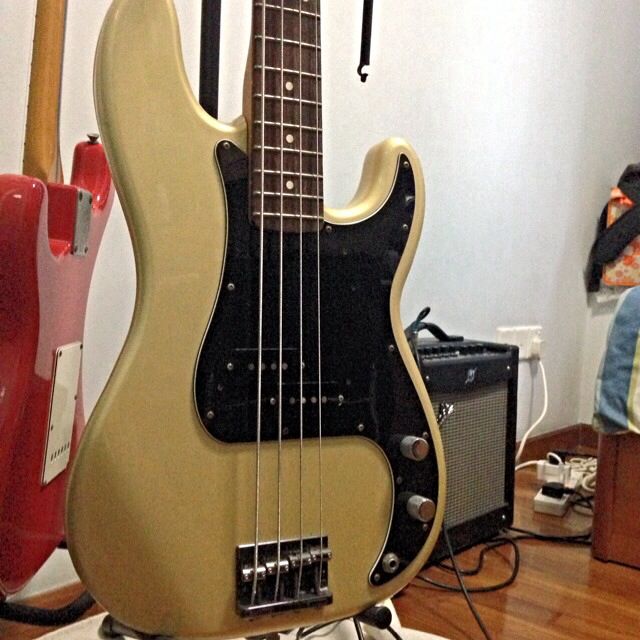 Fender 60th anniversary precision bass shop mexican