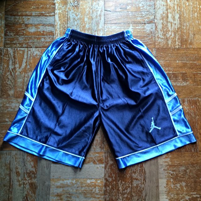 Jordan NCAA Kentucky Wildcats Basketball Shorts Men s Fashion Activewear on Carousell