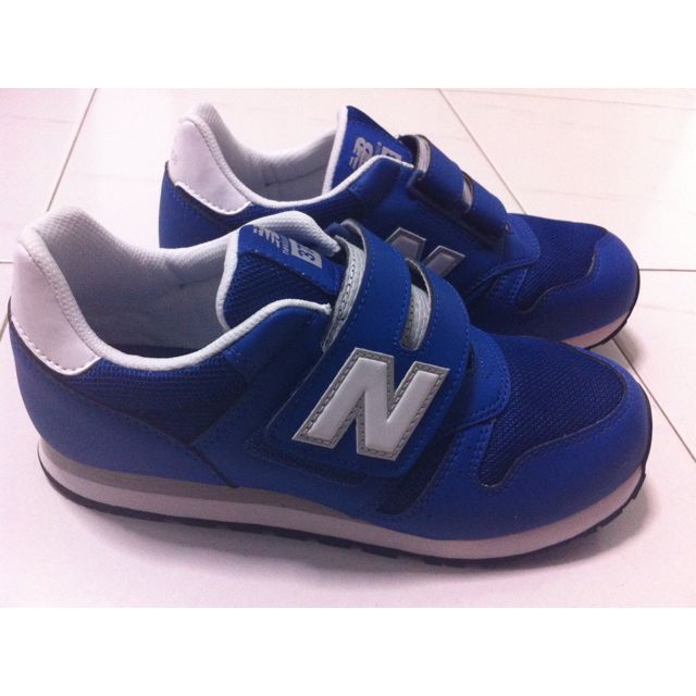 new balance velcro womens