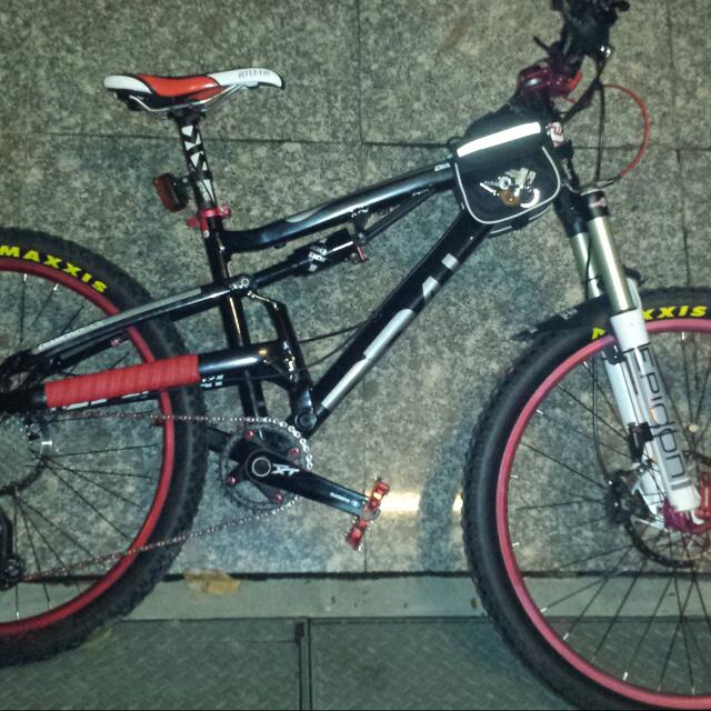 2012 diamondback recoil sales