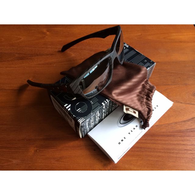 Oakley Jupiter Squared Woodgrain Camo Silver Polarized Iridium
