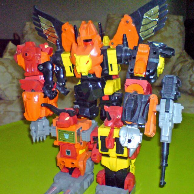 Predaking (Category: Toys & Games) located in Singapore. Submitted by uruha1209 (Listing ID 4474953, Image 1). Description: I assume it's complete. Razorclaw's arm peg has been broken off. Will send you a pic upon request. Selling as a set only, no request for separate piece will be entertained. Queries are strongly encouraged however I will be ignoring questions on availability, authenticity, quantity, quality, prices and all other information t