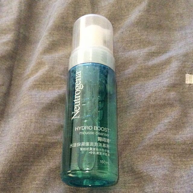 neutrogena hydro boost mousse cleanser