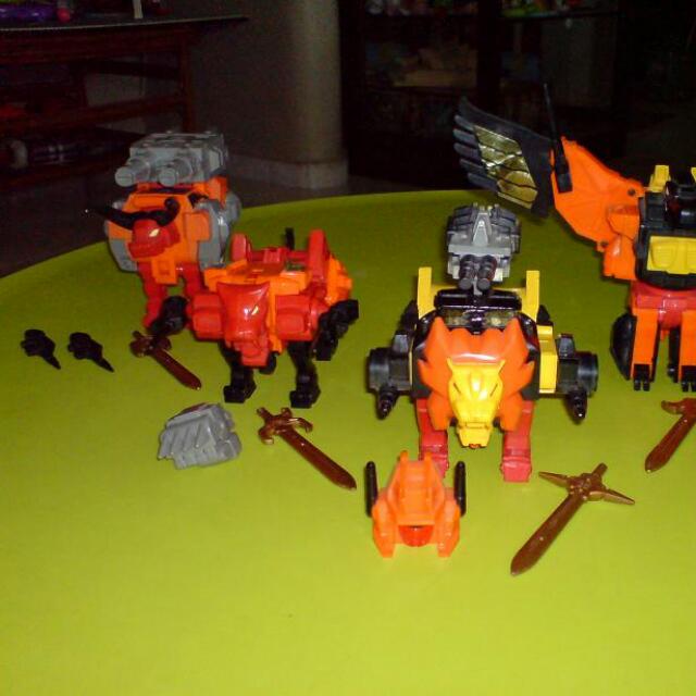 Predaking (Category: Toys & Games) located in Singapore. Submitted by uruha1209 (Listing ID 4474953, Image 2). Description: I assume it's complete. Razorclaw's arm peg has been broken off. Will send you a pic upon request. Selling as a set only, no request for separate piece will be entertained. Queries are strongly encouraged however I will be ignoring questions on availability, authenticity, quantity, quality, prices and all other information t