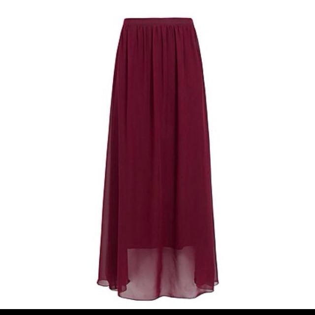 Maroon Maxi Skirt (PENDING), Women's Fashion, Bottoms, Skirts on Carousell