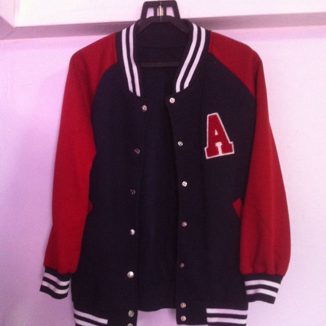 Baseball Jersey Jacket, Women's Fashion, Coats, Jackets and Outerwear ...