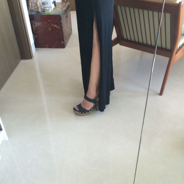 palazzo with side cut
