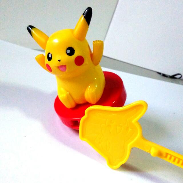 pikachu spinning top