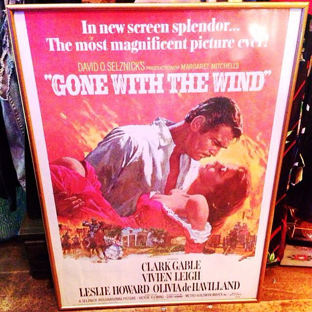 Sold To A T Old Vintage Original 1976 Poster Of A 1939 Gone With The Wind Movie Poster Non Folded Litho Printed In U S A Vintage Collectibles On Carousell