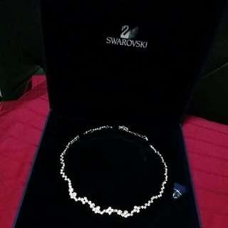 Swarovski Necklace (REVISED PRICE !!!!!!)