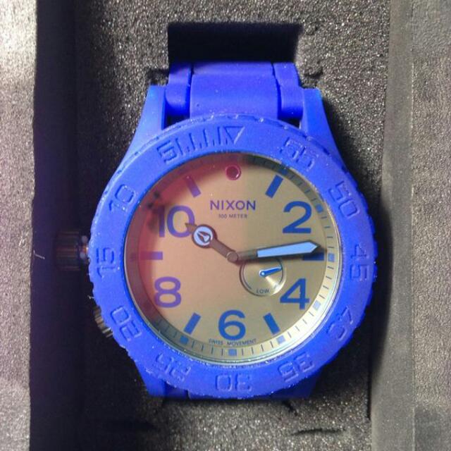 Nixon 51-30 Rubber (royal Blue) PRICE REDUCED (Category: Everything Else) located in Singapore. Submitted by joyride (Listing ID 4973753, Image 2). Description: .