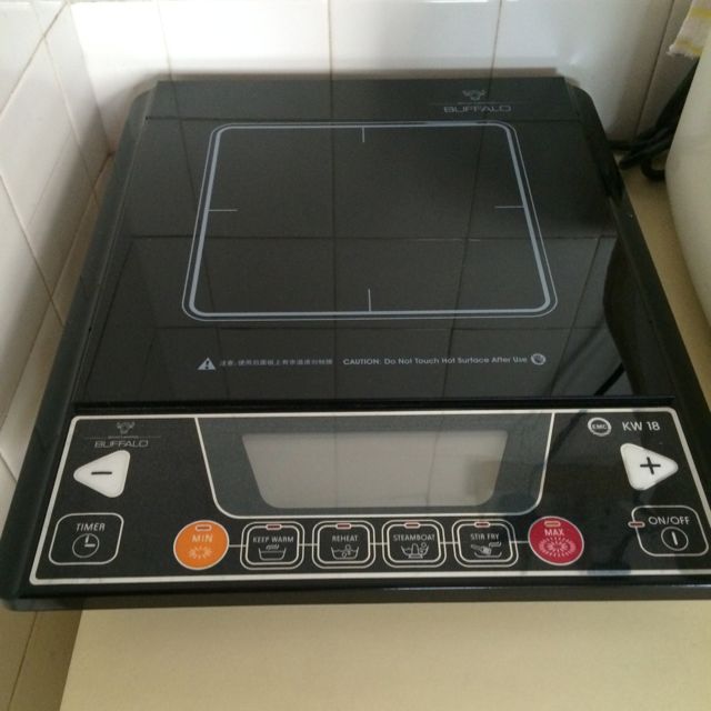 Buffalo Induction Cooker KW18, TV & Home Appliances, Kitchen Appliances