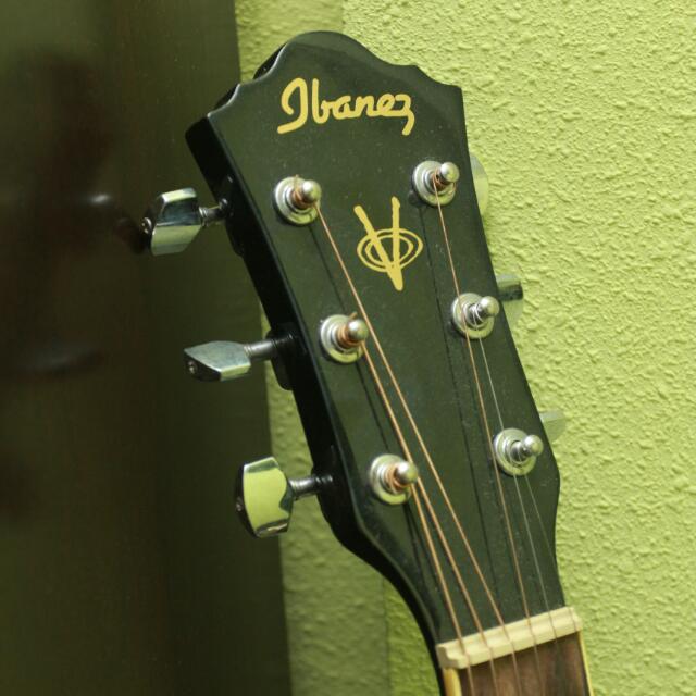 Ibanez store v acoustic