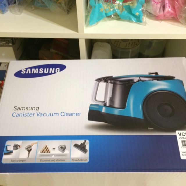 Samsung Canister Vacuum Cleaner, Furniture & Home Living, Bathroom