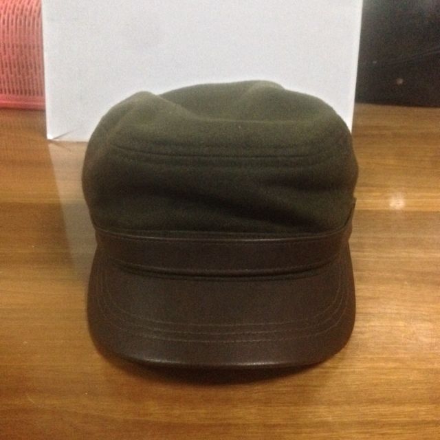 Used Brixton Busker, Men's Fashion 
