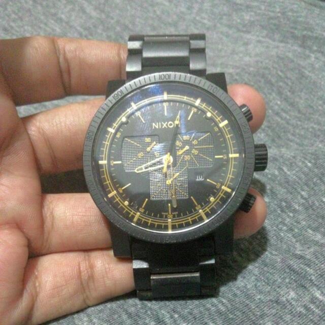 Reserved MARK DOWN PRICE Authentic Nixon Magnacon SS Black And Gold Mobile Phones Gadgets Wearables Smart Watches on Carousell