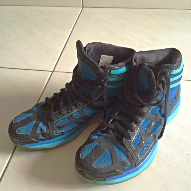 Adizero basketball discount