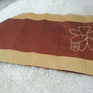 Table Runner (Pre Love)