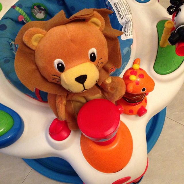 Baby Einstein Around The World Discovery Center Exersaucer