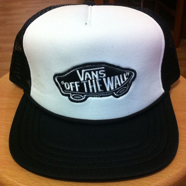 Vans Classic Trucker Cap Men s Fashion Watches Accessories