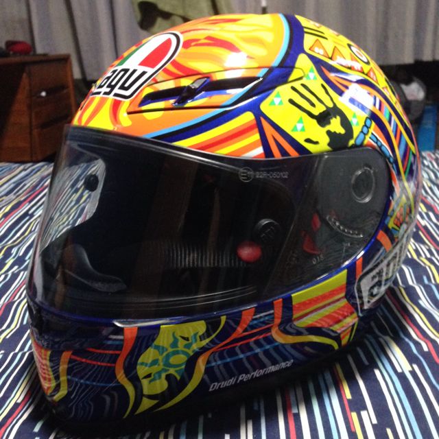 Agv Gp tech 5 Continents Cars on Carousell