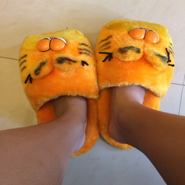 garfield slippers