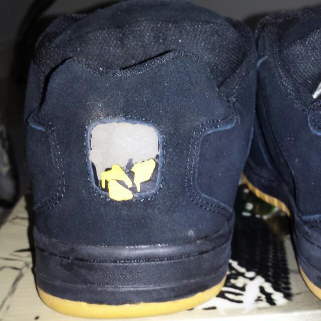 Reef best sale skateboard shoes