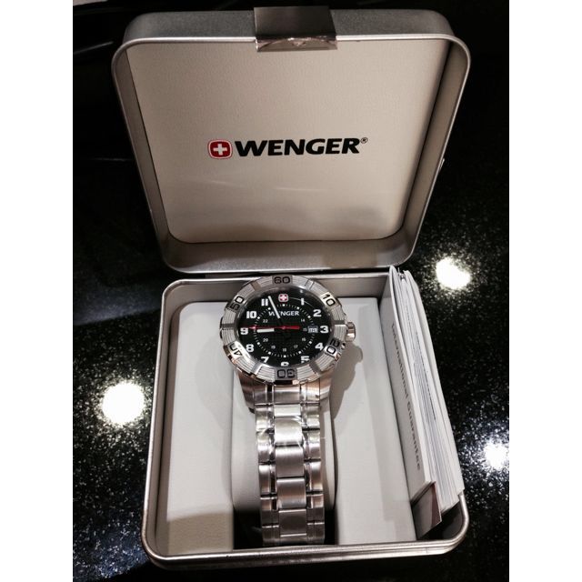 Wenger titanium watch sale