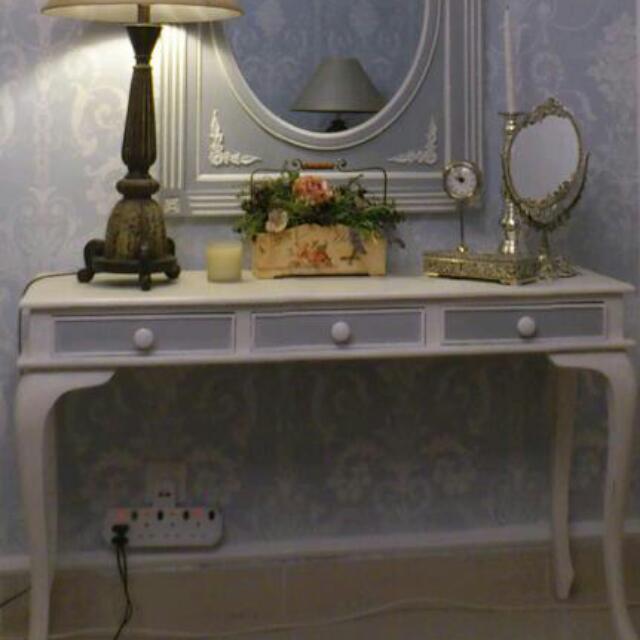Console Table (Category: TV Consoles) located in Subang Jaya. Submitted by eli99 (Listing ID 5631046, Image 2). Description: .