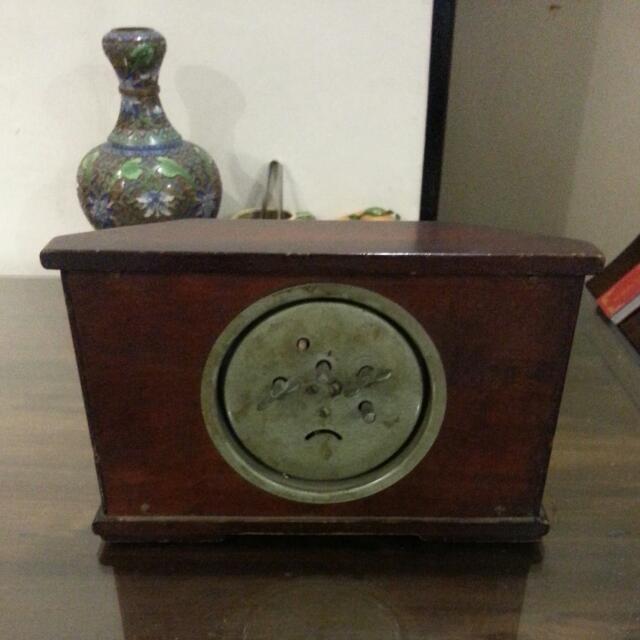 Mao Clock (Category: Religious Items) located in Singapore. Submitted by vinc007 (Listing ID 5760263, Image 2). Description: .