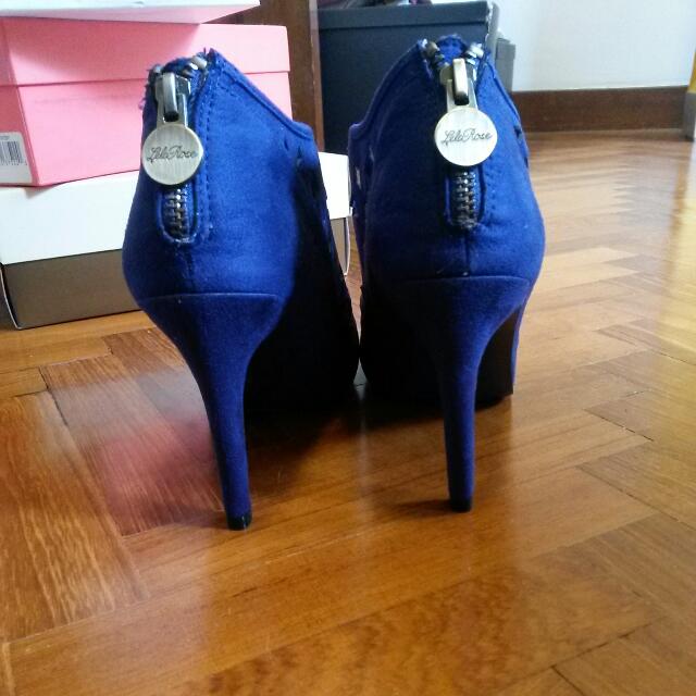 Payless royal blue shoes discount