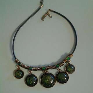 Jewellery - Green Amber Choker