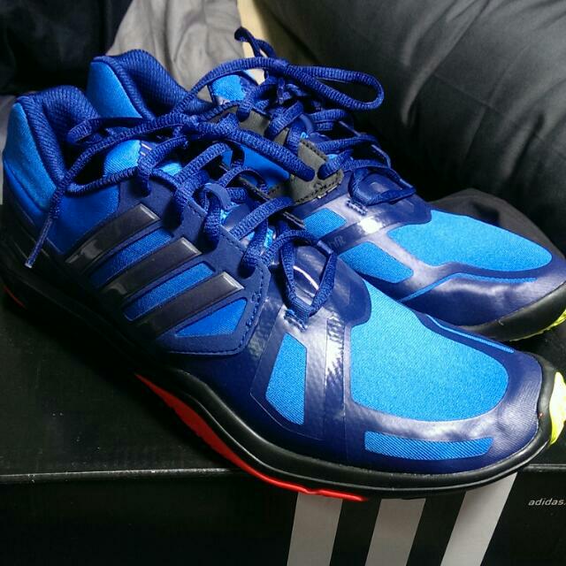 Campanilla radical incidente Adidas A.t Speedcut Trainers, Women's Fashion, Footwear, Sneakers on  Carousell