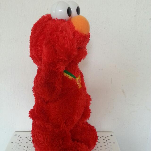 Tmx Elmo Extra Special Edition Hobbies Toys Toys Games on