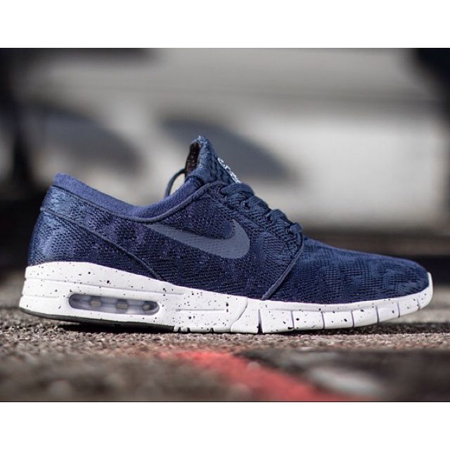 Nike Stefan Janoski Max, Men's Fashion, Footwear, Sneakers on Carousell